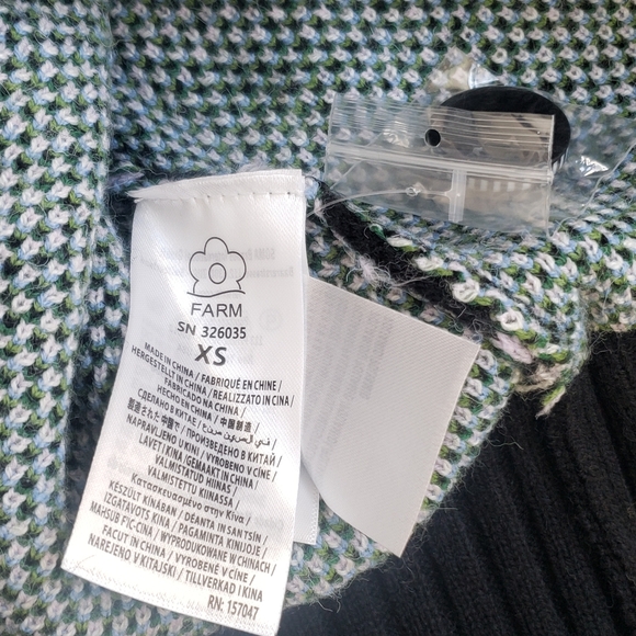 FARM Rio Multicolor Floral Cardigan - Picture 10 of 10